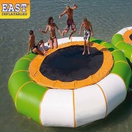 Trampolino Gonfiabile Dell Acqua Trampolino Gonfiabile Dell Acqua