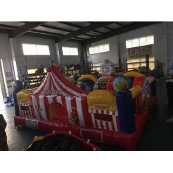Percorso A Ostacoli Playland Carnival