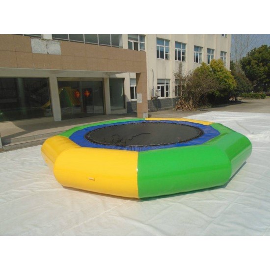 Trampolino Gonfiabile Dell Acqua