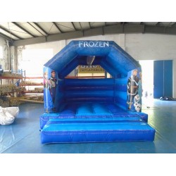 Castello Gonfiabile Ghiacciato