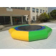Trampolino Gonfiabile Dell Acqua